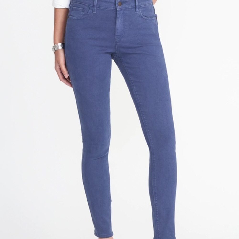 Old Navy Mid-Rise Rockstar Super Skinny Jeggings